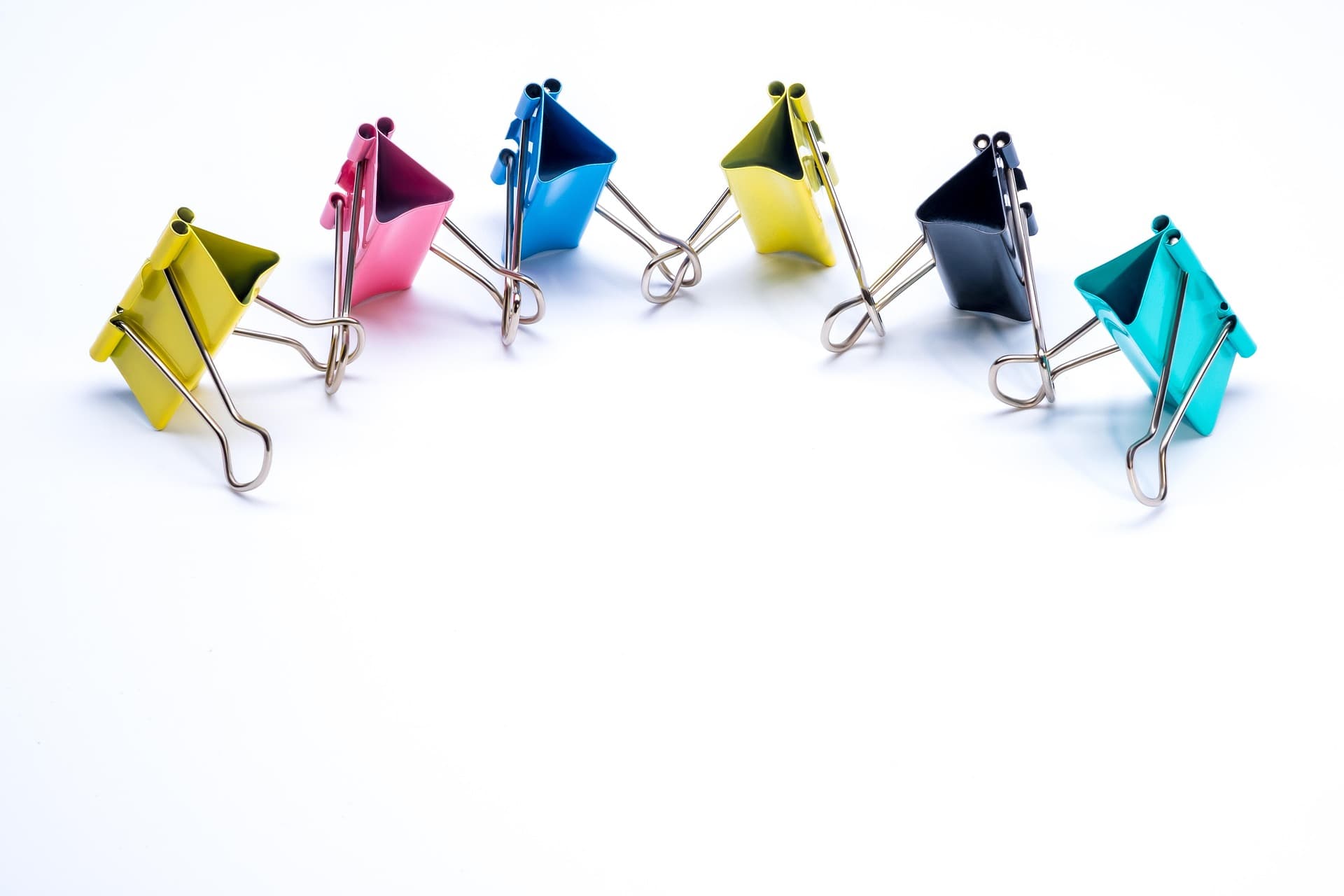 Building Long-Term Partnerships with Virtual Assistants